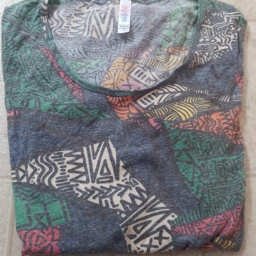 Lularoe perfect tee